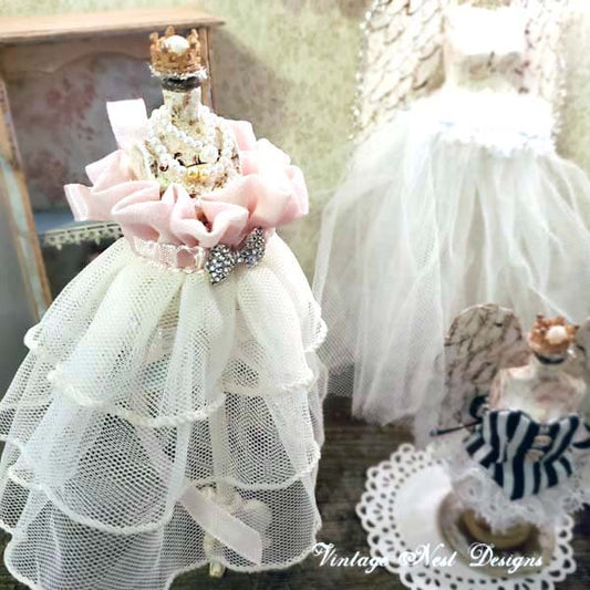 Antique Style Mannequin No.1 Dollhouse Miniature Handmade image 1