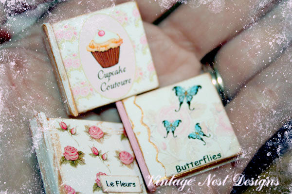 Shabby Chic Bücher Nr. 6 für Miniatur-Puppenhaus-Diorama oder Schattenbox