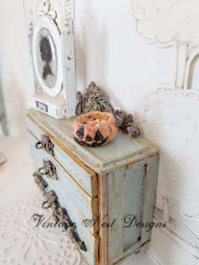 Porcelain Pumpkin No.4 Dollhouse Miniature Handmade image 2