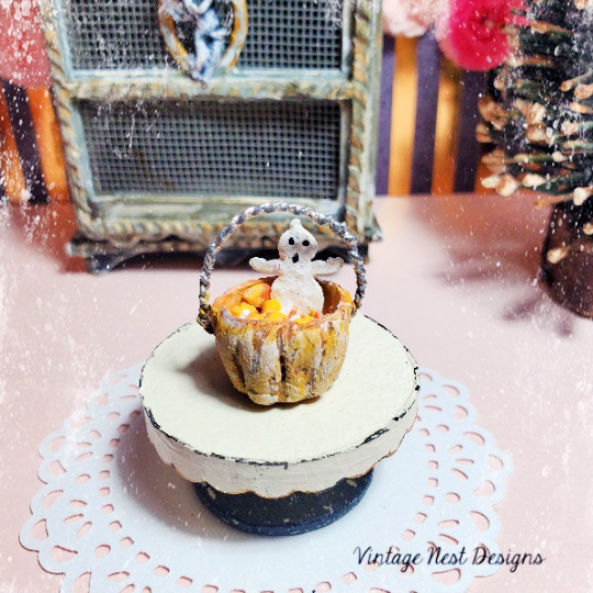 Porcelain Pumpkin No.1 Dollhouse Miniature Handmade image 2