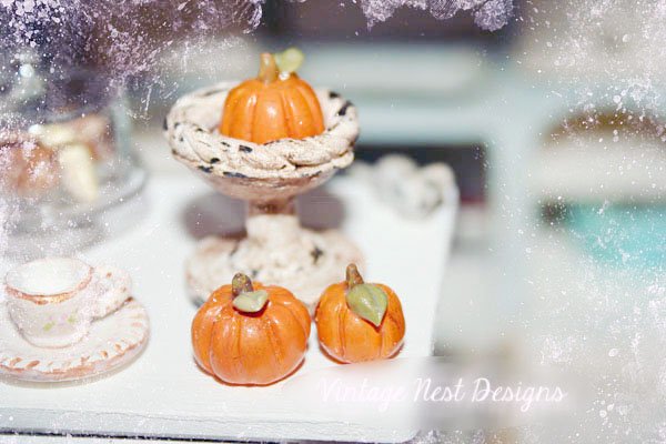 Three Grungy Pumpkins No.1 Dollhouse Miniature Handmade image 0