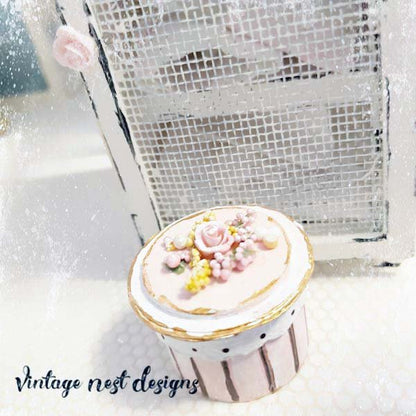 Box No.75 Dollhouse Miniature Handmade image 6