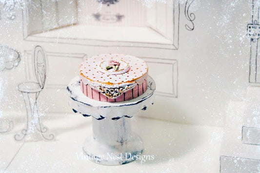 Box No.40 Dollhouse Miniature Handmade image 0