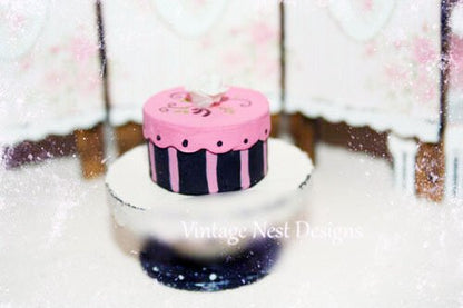 Box No.18 Dollhouse Miniature Handmade image 0