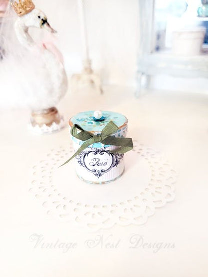 Hat Band Box No.118 Dollhouse Miniature Handmade for Dolls image 2