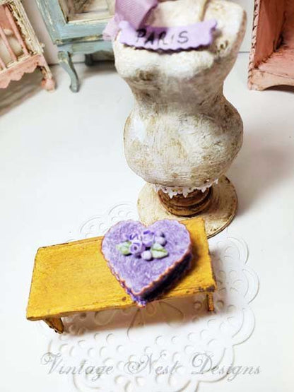 Valentine Sweetheart Box No.114 Dollhouse Miniature Handmade image 0