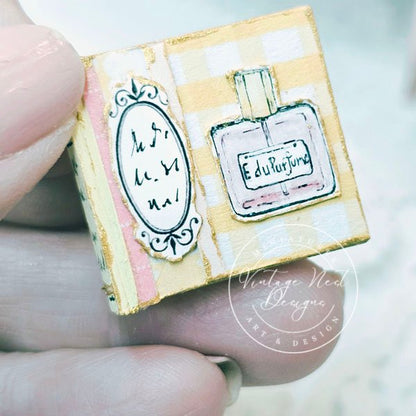 Shabby Book Set No.44 Dollhouse Miniatures Handmade image 3