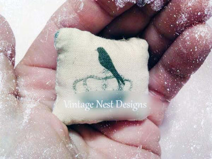 Bird Crown Pillow No.1 Dollhouse Miniature Handmade image 2