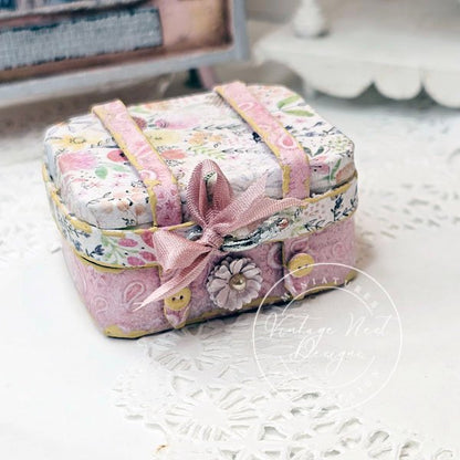Luggage Suitcase No.53 Dollhouse Miniature Handmade image 7