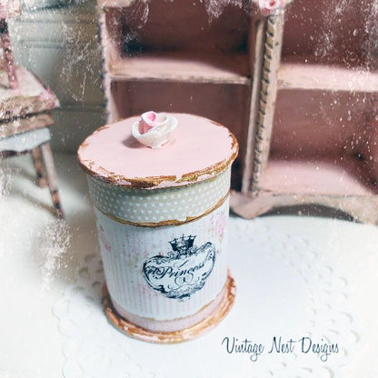 Box No.98 Dollhouse Miniature Handmade image 0