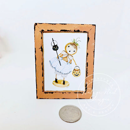 Miniature Halloween Character No.4:1 Handmade for Dollhouse Diorama Shadow Box