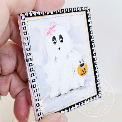 Miniature Halloween Ghost No.1:1  Handmade for Dollhouse Diorama Shadow Box