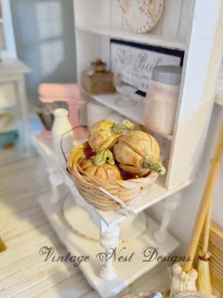 Trois citrouilles d'Halloween sales n°2, miniature de maison de poupée faite à la main