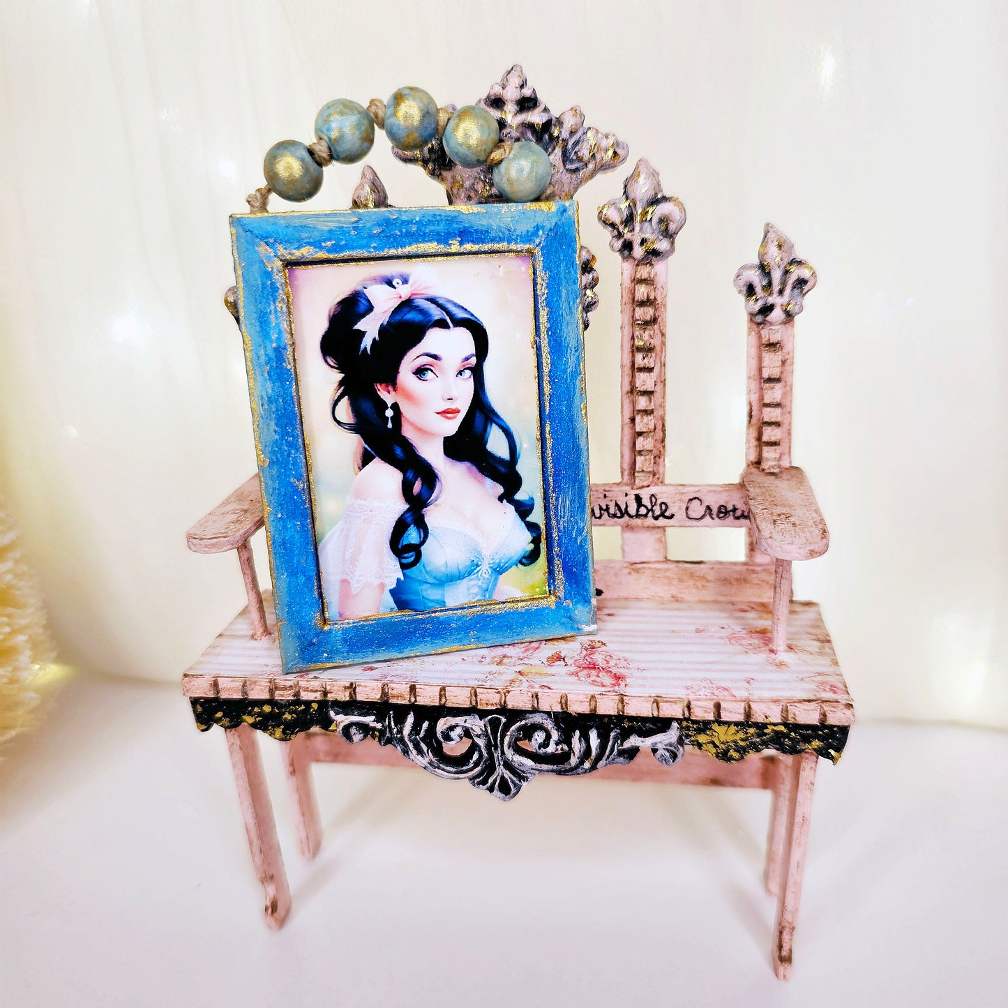 Miniature Victorian Woman No.4-1 Blue Wood Frame Dollhouse Wall Decor 1:12 Scale