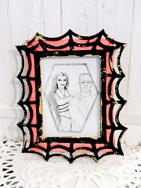 Miniature Herman & Lilly Munster No.1:2 Art Dollhouse Wall Decor Shadow Box Diorama