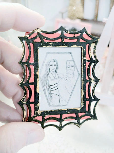 Miniature Herman & Lilly Munster No.1:2 Art Dollhouse Wall Decor Shadow Box Diorama