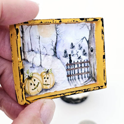 Kürbisse im Wald Nr. 1:2 Puppenhaus Miniatur handgemalte Kunst im Holzrahmen