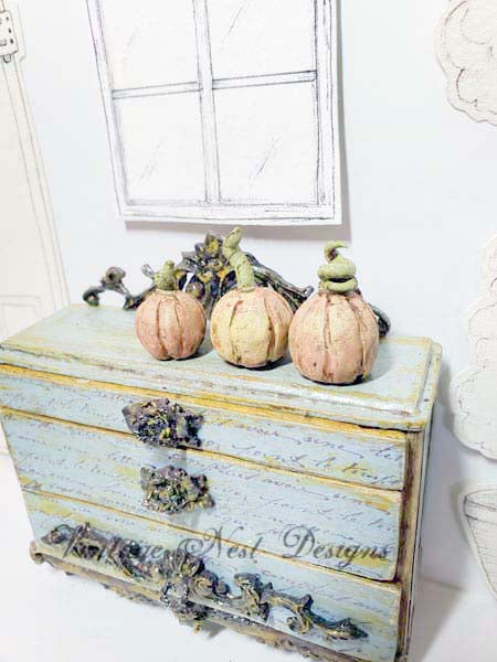 Miniature Three Grungy Halloween Pumpkins No.1:2 Handmade for Dollhouse