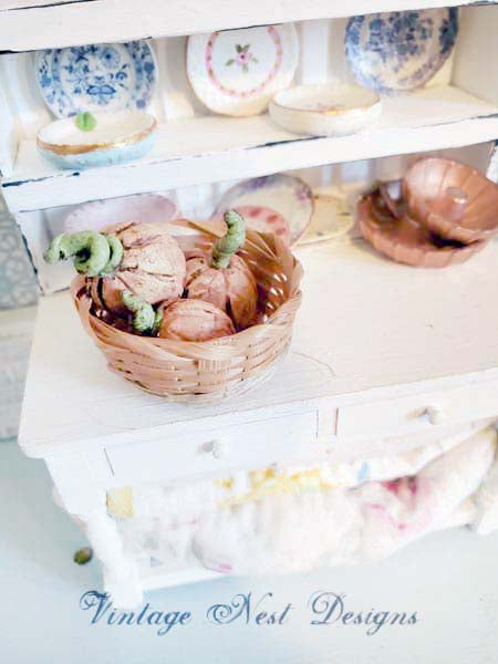 Miniature Three Grungy Halloween Pumpkins No.1:2 Handmade for Dollhouse