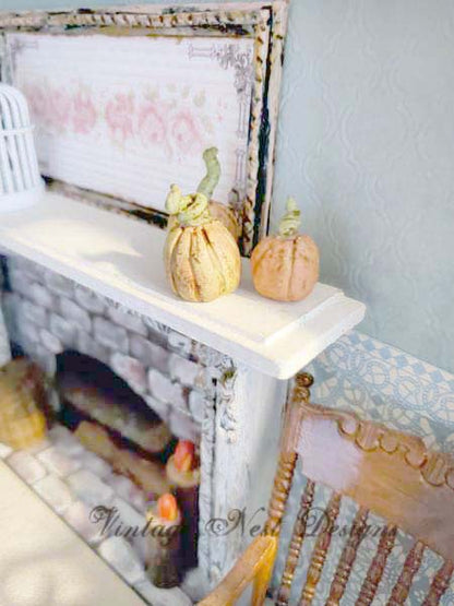 Miniature Three Grungy Halloween Pumpkins No.1:2 Handmade for Dollhouse