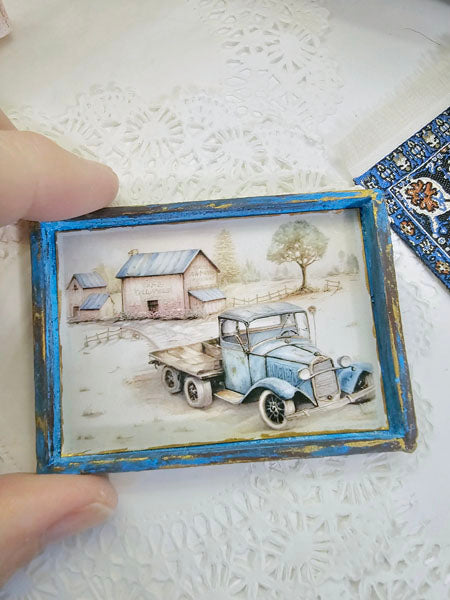 Miniature Model AA Truck No.1:3 Handmade Wooden Framed Art for Dollhouse Diorama Shadow Box