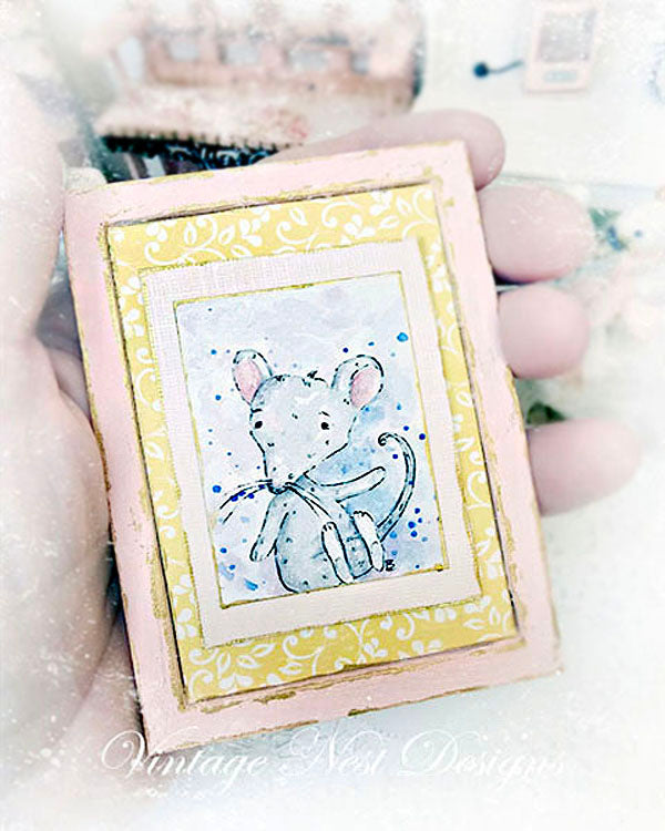 Miniature Mouse No.6-3 Pink Wood Frame Dollhouse Home Wall Decor 1:12 Scale