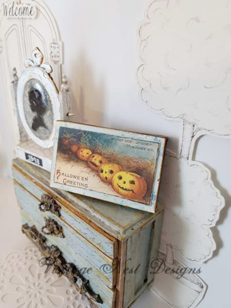 Miniature Six Pumpkins No.1:3 Handmade for Halloween Dollhouse Diorama Shadow box