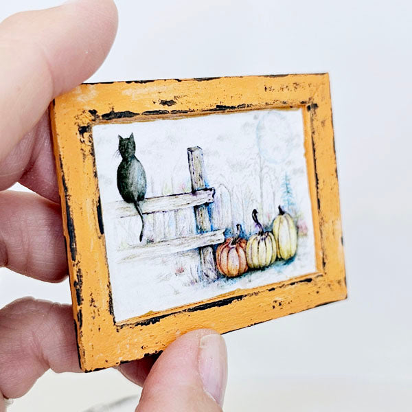 Miniature Pumpkin Patch No.1:4 Handmade for Dollhouse Diorama Shadow Box