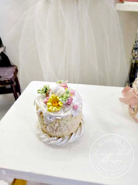 Miniature Strawberry Cake No.2 Handmade for Dolls Diorama Room Shadow Box