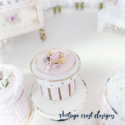 Box No.75 Dollhouse Miniature Handmade image 8