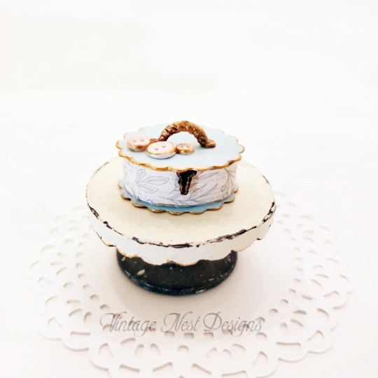 Hat Band Box No.95 Dollhouse Miniature Handmade image 0
