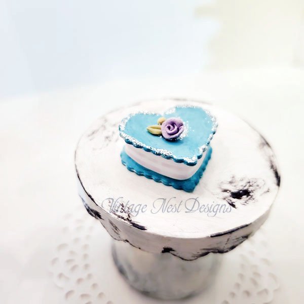 Valentine Sweetheart Box No.99 Dollhouse Miniature Handmade image 0
